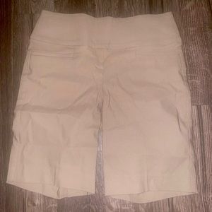 Apt 9 Bermuda tan color. New